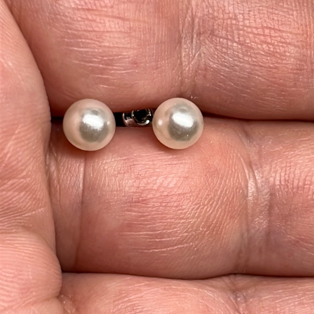 Earrings faux pearl